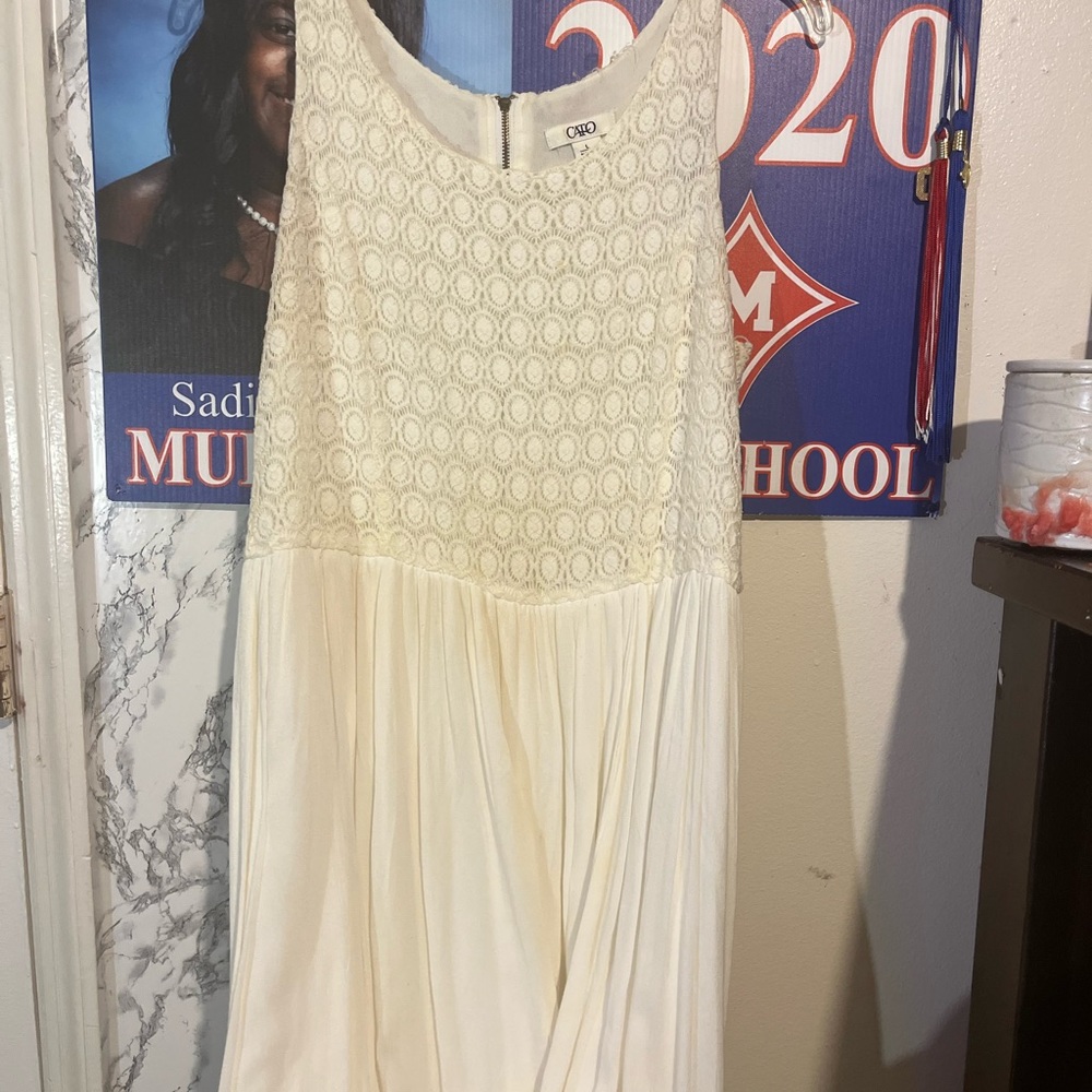 Long Off-White dress